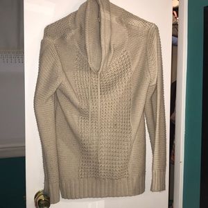 Being funnel neck sweater